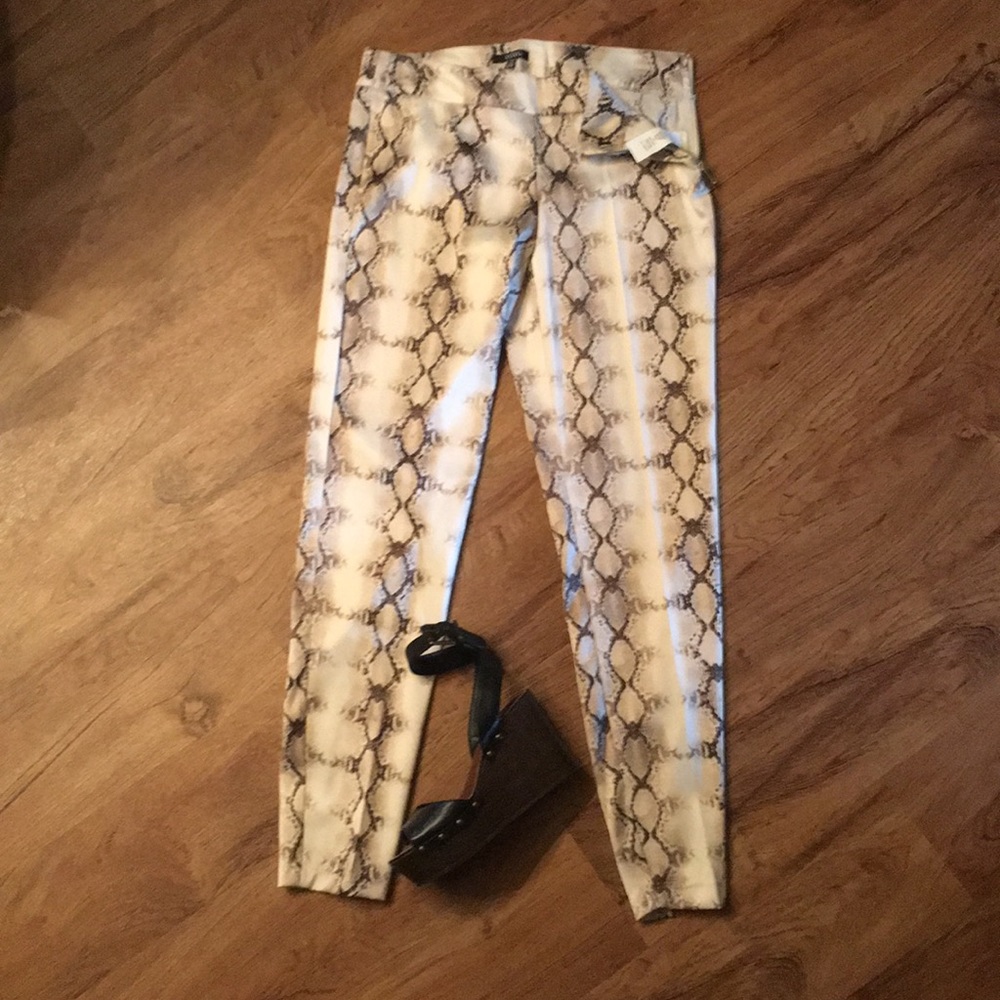 Xoxo snake skin printed pants